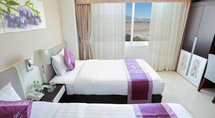 Lavender Nha Trang Hotel Екстериор снимка